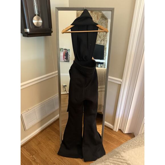 PrettyLittleThing black BLACK TEXTURED CROSS HALTER TIE WIDE LEG JUMPSUIT Size 0 - Picture 6 of 7